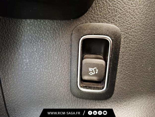 MERCEDES-BENZ GLA 180 d AMG Line  