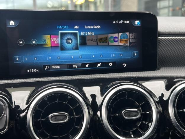 MERCEDES-BENZ Classe A 180 d Progressive Line  
