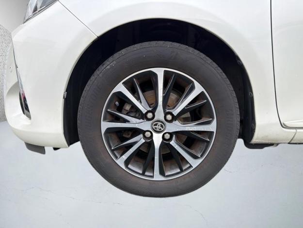 TOYOTA Yaris 1.0 70 VVT-I DESIGN RC18  