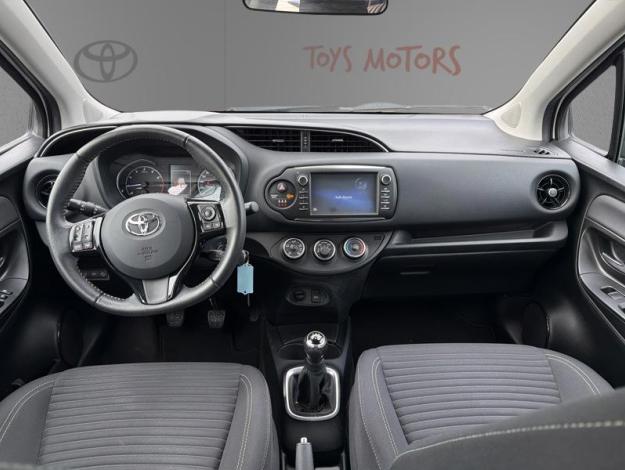 TOYOTA Yaris 1.0 70 VVT-I DESIGN RC18  