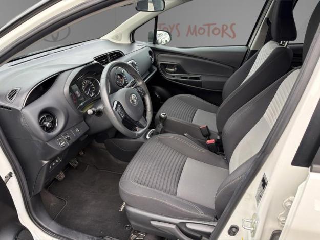 TOYOTA Yaris 1.0 70 VVT-I DESIGN RC18  