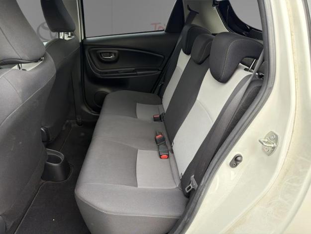 TOYOTA Yaris 1.0 70 VVT-I DESIGN RC18  