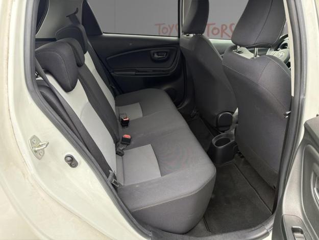 TOYOTA Yaris 1.0 70 VVT-I DESIGN RC18  