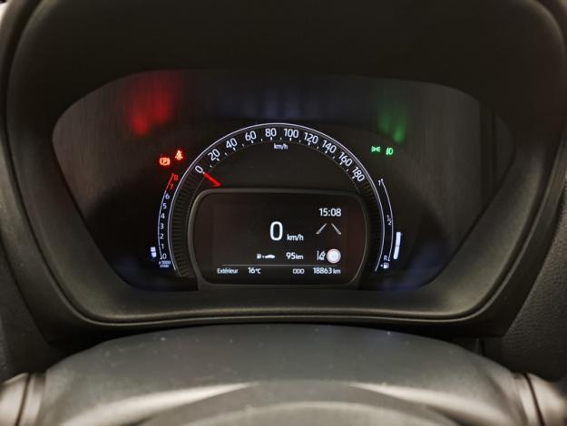 TOYOTA Aygo X 1.0 VVT-I 72 DESIGN  