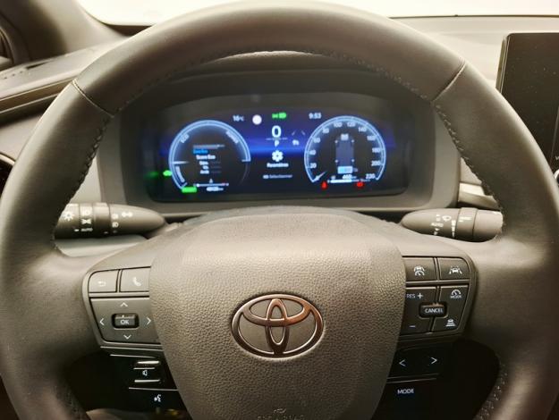TOYOTA C-HR 1.8 HYBRIDE 140 DESIGN  