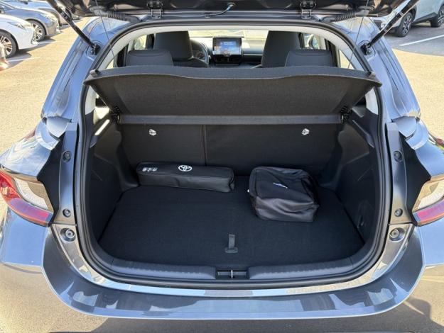 TOYOTA Yaris 1.5 HYBRID 116H DYNAMIC   
