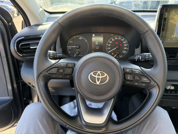 TOYOTA Yaris 1.5 HYBRID 116H DYNAMIC   