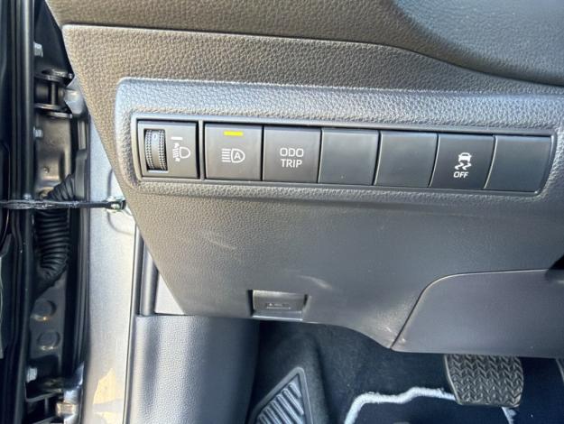 TOYOTA Corolla Touring Sports 1.8 HYBRID 140 CVT DESIGN  