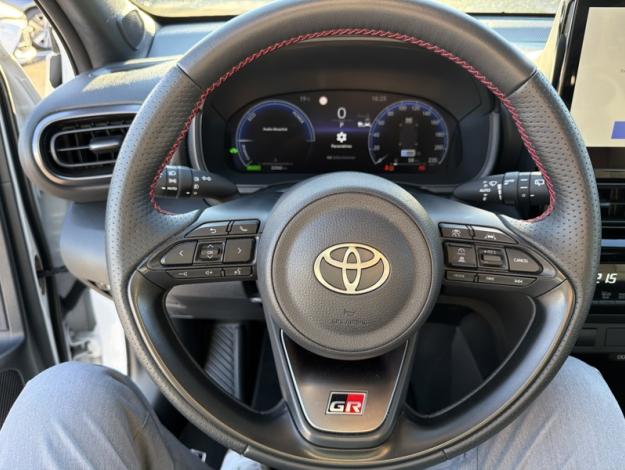 TOYOTA Yaris Cross 1.5 HYBRID 130H GR SPORT   