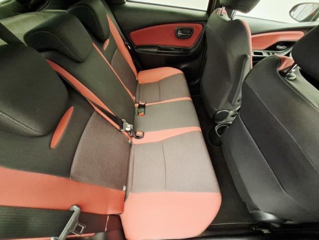 TOYOTA Yaris 1.5 110 VVT-I COLLECTION  