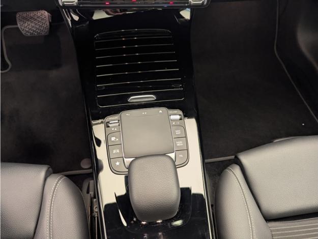 MERCEDES-BENZ Classe A 200 Progressive Line  