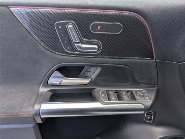 MERCEDES-BENZ Classe B 180 d AMG Line Edition  