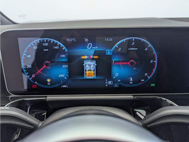 MERCEDES-BENZ Classe B 180 d AMG Line Edition  