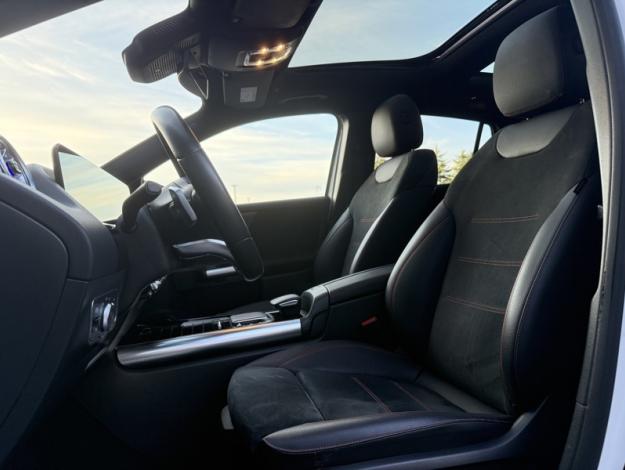 MERCEDES-BENZ GLA 250 e AMG Line  