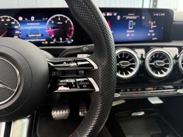 MERCEDES-BENZ Classe A 200 d AMG Line  