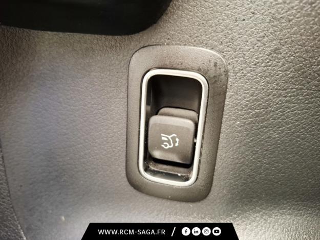 MERCEDES-BENZ GLB 200 Progressive Line  