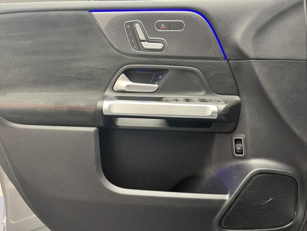 MERCEDES-BENZ GLB 220 d 4MATIC AMG Line  