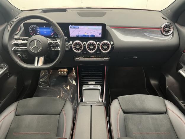 MERCEDES-BENZ GLA 180 d AMG Line AMG Line 