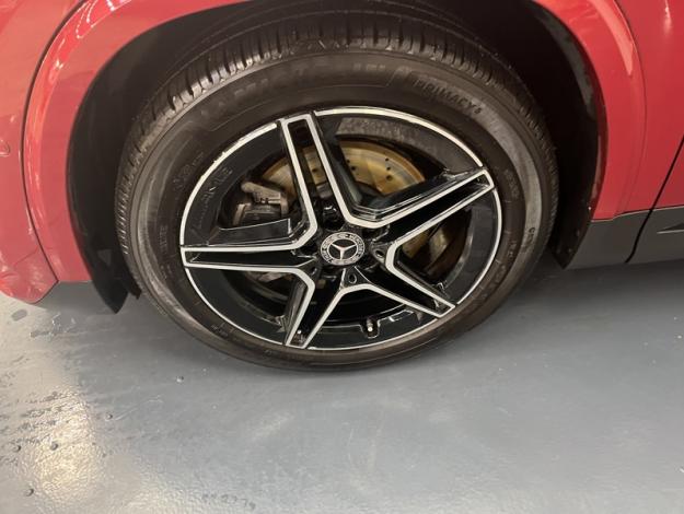 MERCEDES-BENZ GLA 180 d AMG Line AMG Line 