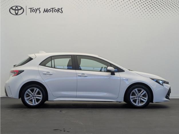 TOYOTA Corolla 2.0 HYBRID 184 CVT DYNAMIC BUSINESS  