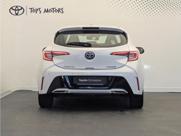 TOYOTA Corolla 2.0 HYBRID 184 CVT DYNAMIC BUSINESS  