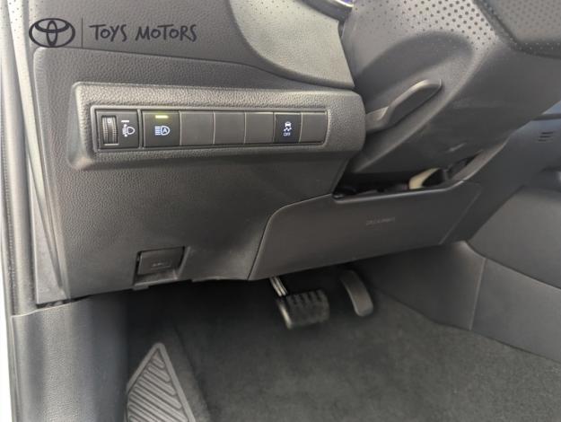 TOYOTA Corolla 2.0 HYBRID 184 CVT DYNAMIC BUSINESS  
