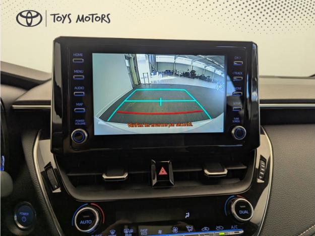 TOYOTA Corolla 2.0 HYBRID 184 CVT DYNAMIC BUSINESS  