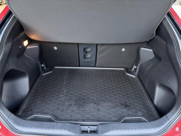 TOYOTA Yaris Cross 116h GR SPORT   