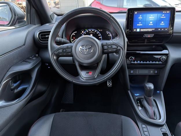 TOYOTA Yaris Cross 116h GR SPORT   