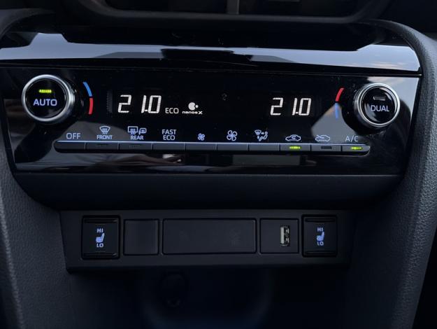 TOYOTA Yaris Cross 116h GR SPORT   