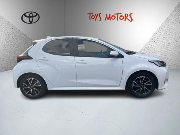 TOYOTA Yaris 116H DESIGN  