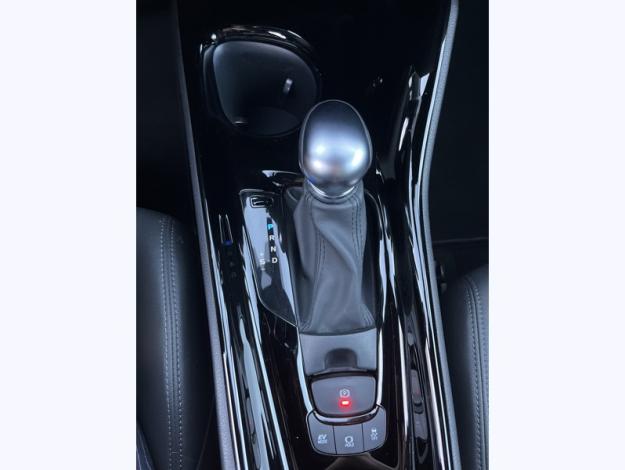 TOYOTA C-HR 184h Design Ultimate  