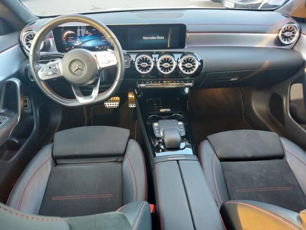 MERCEDES-BENZ CLA Coupé CLA 180 d Coupé AMG Line  