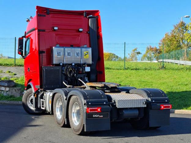 MERCEDES-BENZ  Actros L 2663 6x4 Grumier + hydraulique  