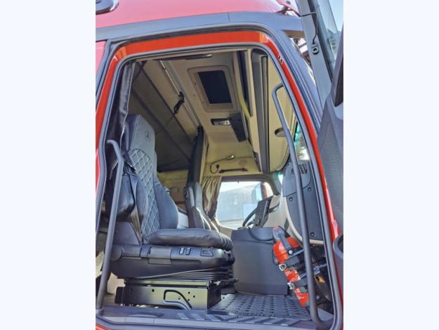 MERCEDES-BENZ  Actros L 2663 6x4 Grumier + hydraulique  