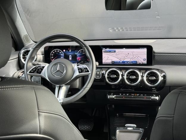 MERCEDES-BENZ Classe A 180 Progressive Line  