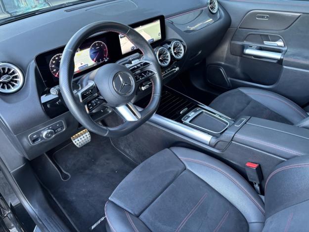 MERCEDES-BENZ GLA 200 d AMG Line  GLA 200 d AMG Line