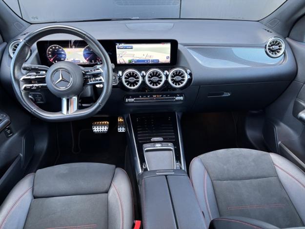 MERCEDES-BENZ GLA 200 d AMG Line  