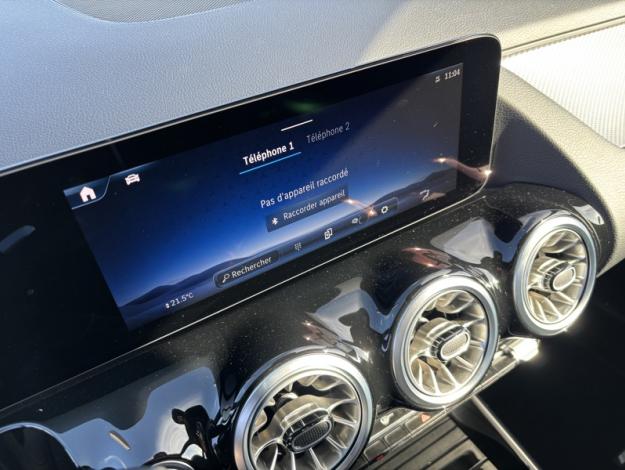 MERCEDES-BENZ GLA 200 d AMG Line  