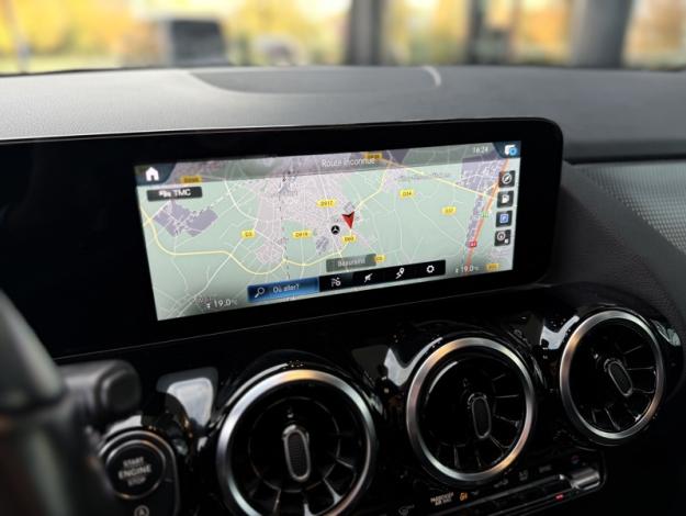 MERCEDES-BENZ GLA 200 d Progressive Line  