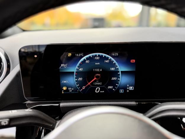 MERCEDES-BENZ GLA 200 d Progressive Line  