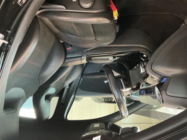 MERCEDES-BENZ A 250 e AMG Line  