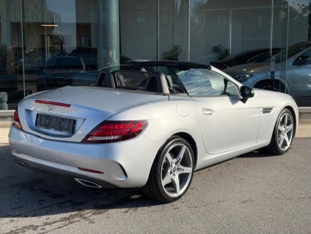MERCEDES-BENZ SLC 180 AMG Pack Night Airscarf ILS  