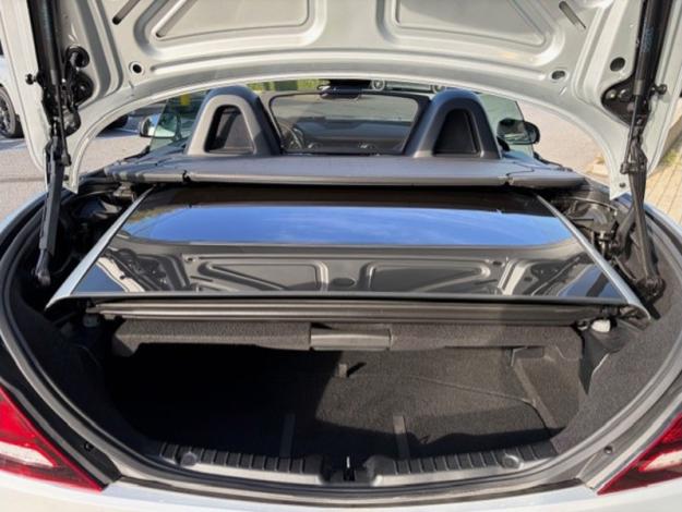 MERCEDES-BENZ SLC 180 AMG Pack Night Airscarf ILS  