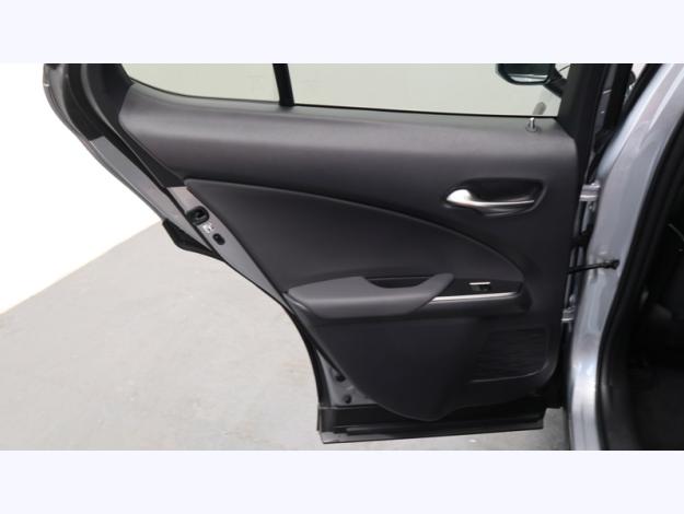 LEXUS UX 300h 2WD Luxe  