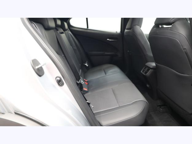 LEXUS UX 300h 2WD Luxe  
