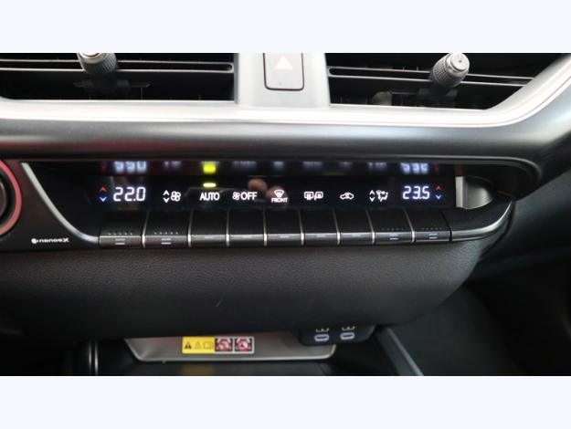 LEXUS UX 300h 2WD Luxe  