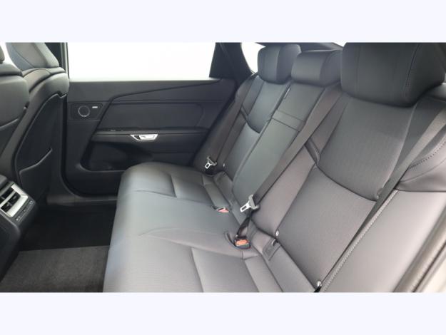 LEXUS ES 2.5 300H LUXE AUTO  