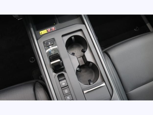 LEXUS ES 2.5 300H LUXE AUTO  