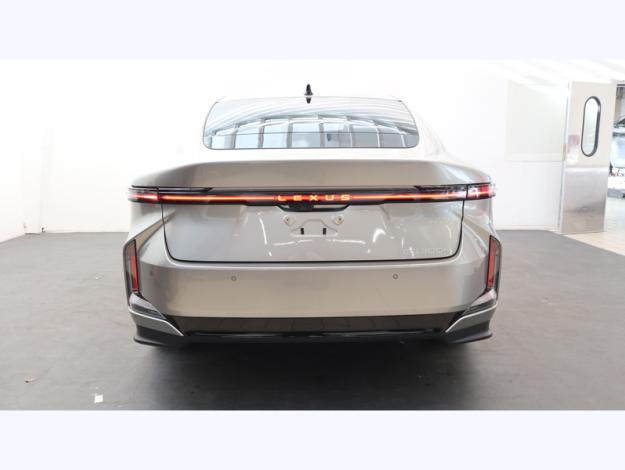 LEXUS ES 2.5 300H LUXE AUTO  